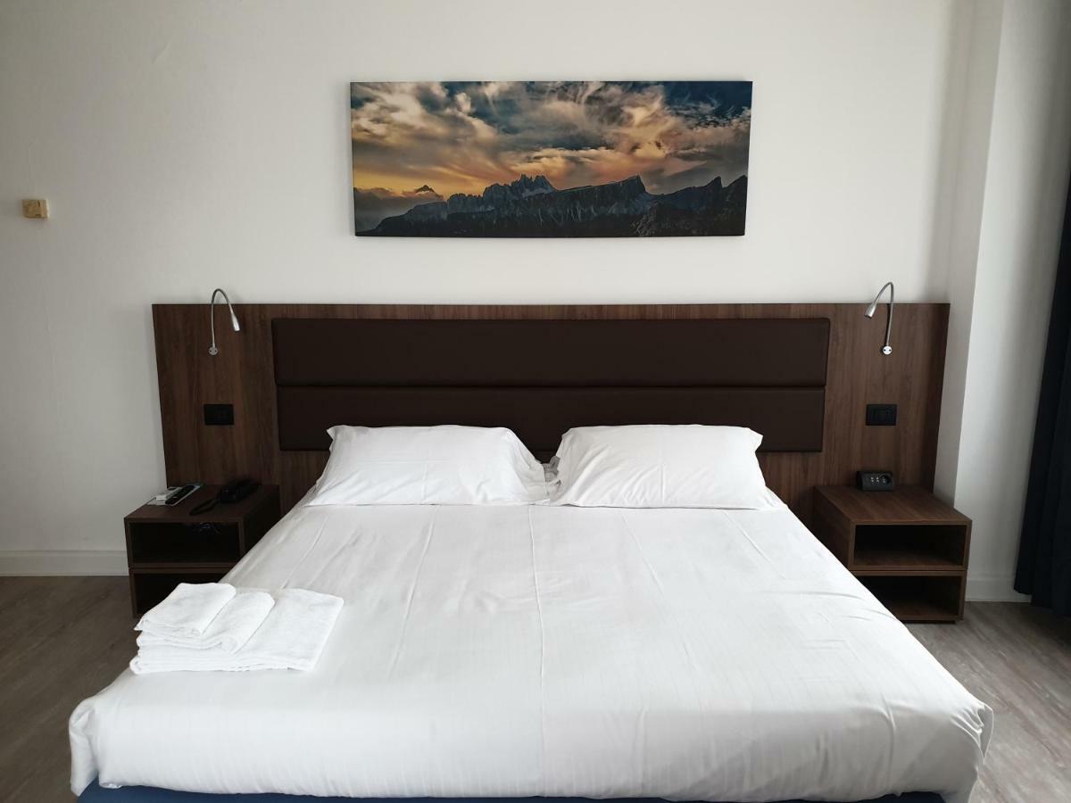 Albergo Delle Alpi Belluno Buitenkant foto