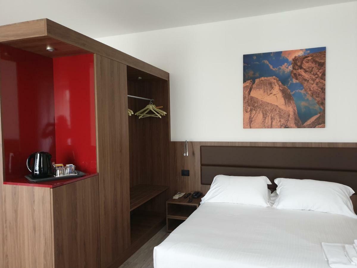 Albergo Delle Alpi Belluno Buitenkant foto